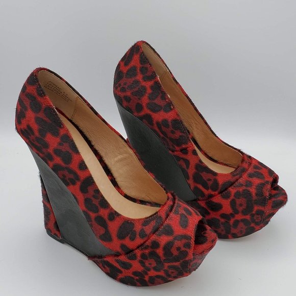 Ziggy NY Red Leopard Print Platform Wedge - Picture 2 of 3